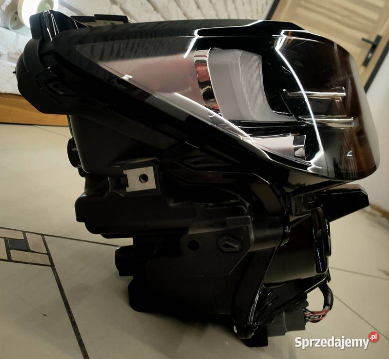Lampa lewa prawa HD mazda cx60 Turek sprzedam