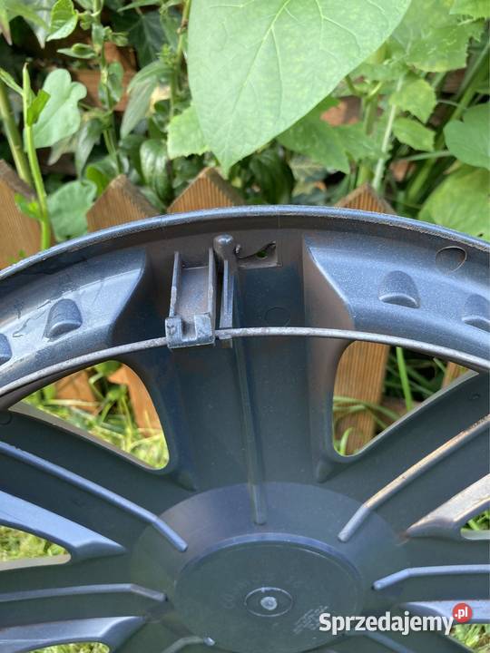 Kołpak uniwersalny Cosmos Ford 15