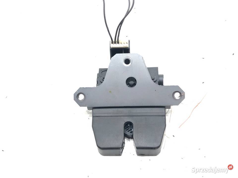 ZAMEK KLAPY TYŁ LAND ROVER FREELANDER II SUV