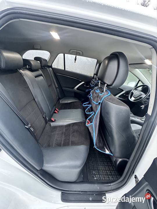 Sprzedam Toyota Avensis 18 2013 automat pierwszy właściciel wielkopolskie Konin