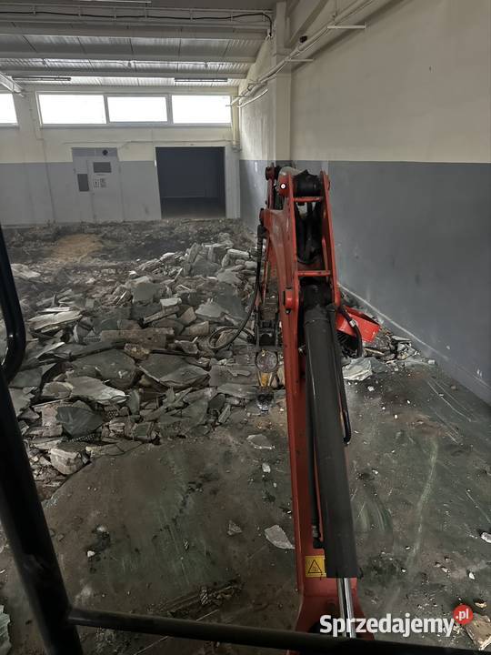 KUCIE POSADZEK KOPARKA Z MŁOTEM POSADZKI Częstochowa