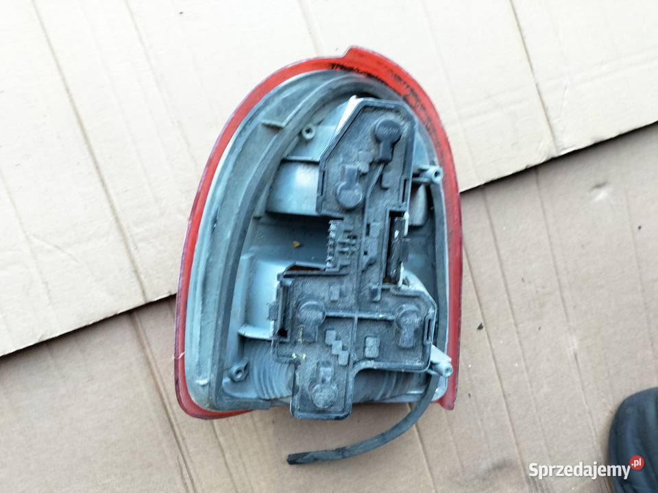OPEL CORSA B LAMPA TYŁ TYLNA PRAWA Kamień-Kolonia