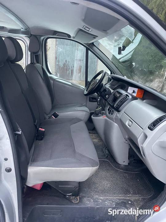 Opel Vivaro Raty Prywatnie 9os Minivan klimatyzacja Wrocław