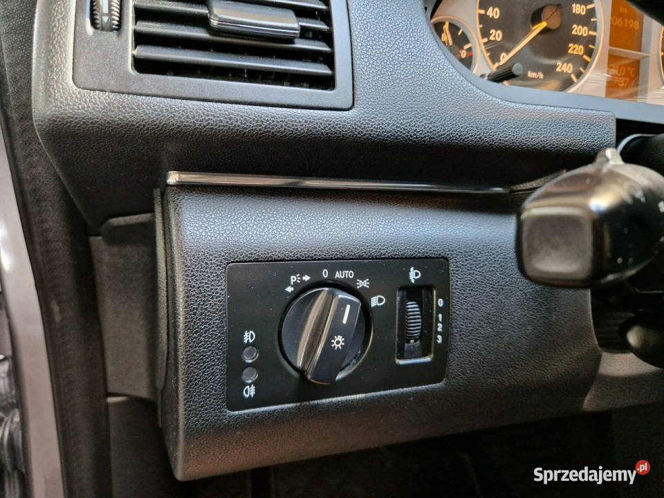 Mercedes B 180 opis W podanej Roczna Gwarancja 116KM Mysłowice sprzedam