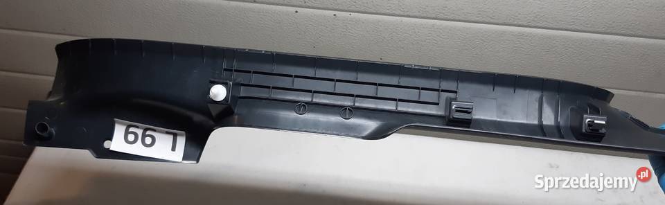 LISTWA PROGU PRAWA SEAT TOLEDO IV SKODA RAPID Mielęcin