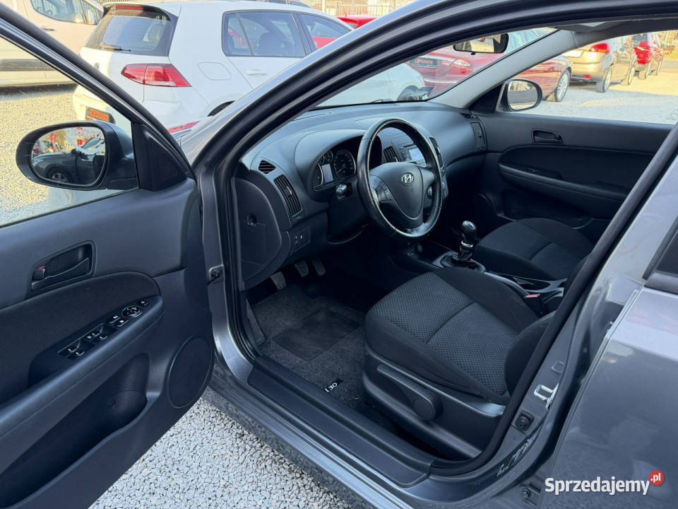 Hyundai i30 Klimatyzacja Podgrzewane Fotele USB benzyna Bydgoszcz