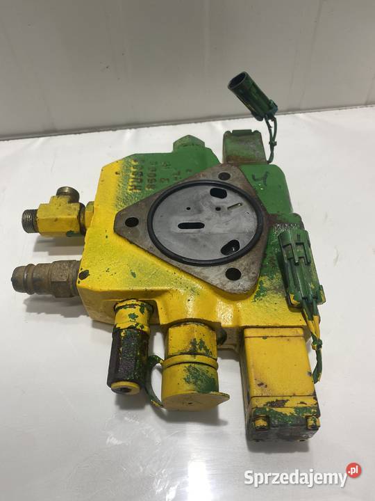 ZAWÓR JOHN DEERE 7930 RE215491 Kielce sprzedam