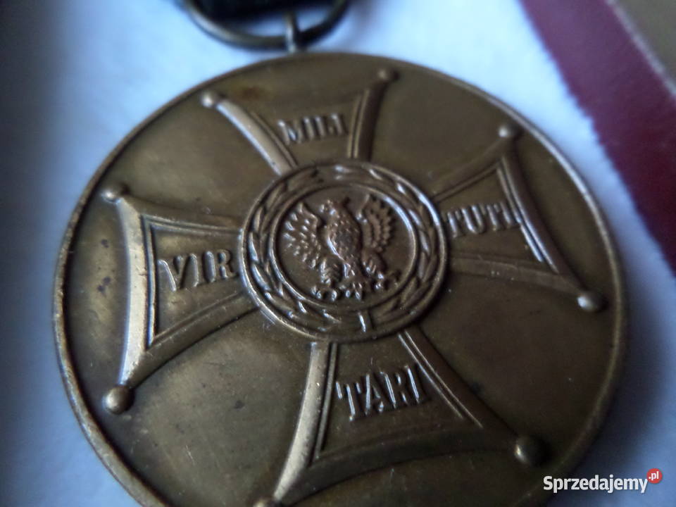 Medal Zasłużonym Na Polu Chwały z miniaturką Poznań