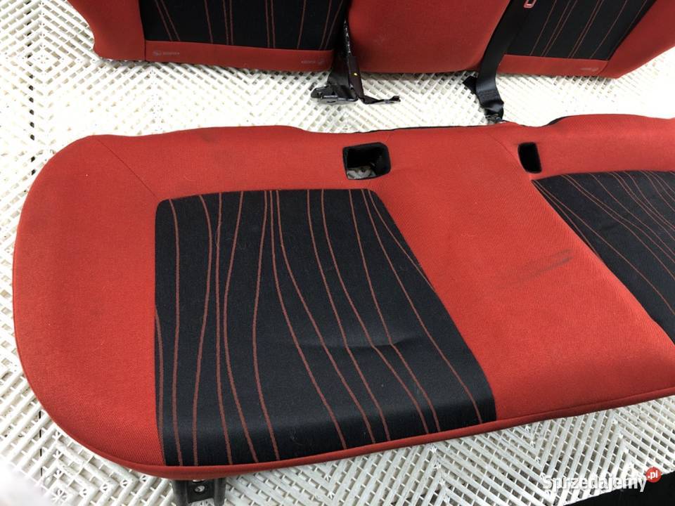 KANAPA DRUGI RZĄD OPEL CORSA D Hatchback 0614