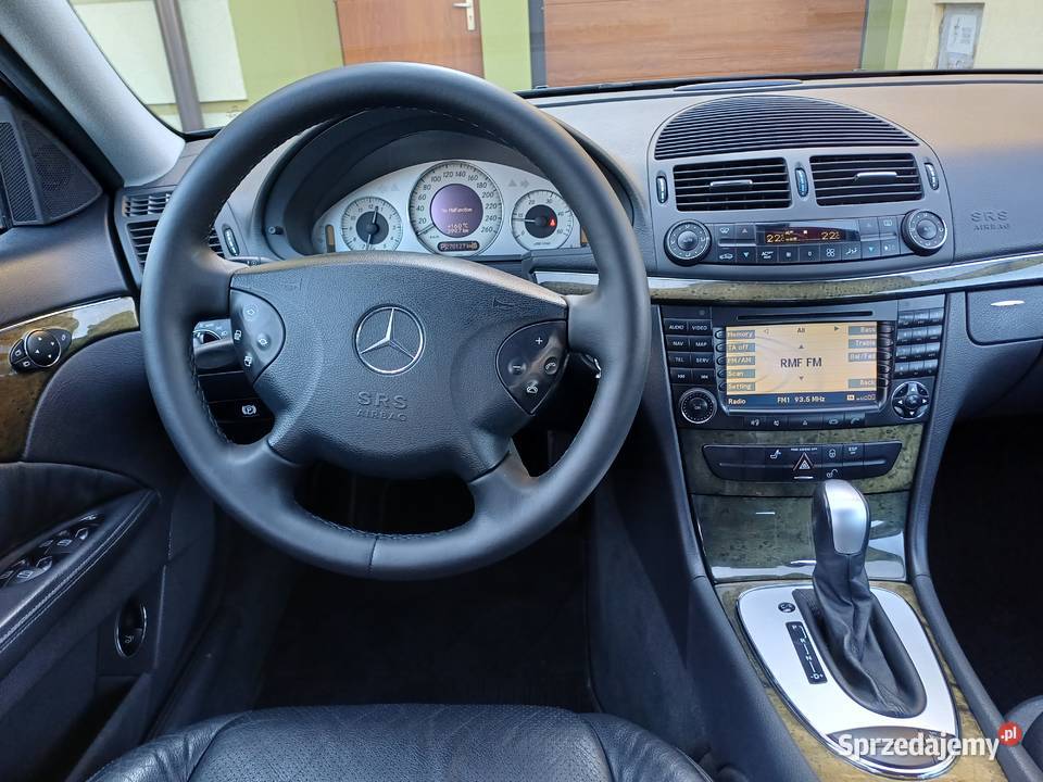 Bezwypadkowy zadbany Mercedes w211 Avantgarde 27 diesel Sieradz