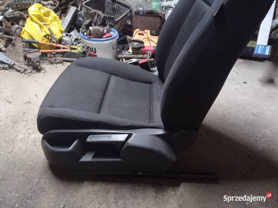 Sprzedam fotel do Golfa Plusa Gorzów Wielkopolski sprzedam