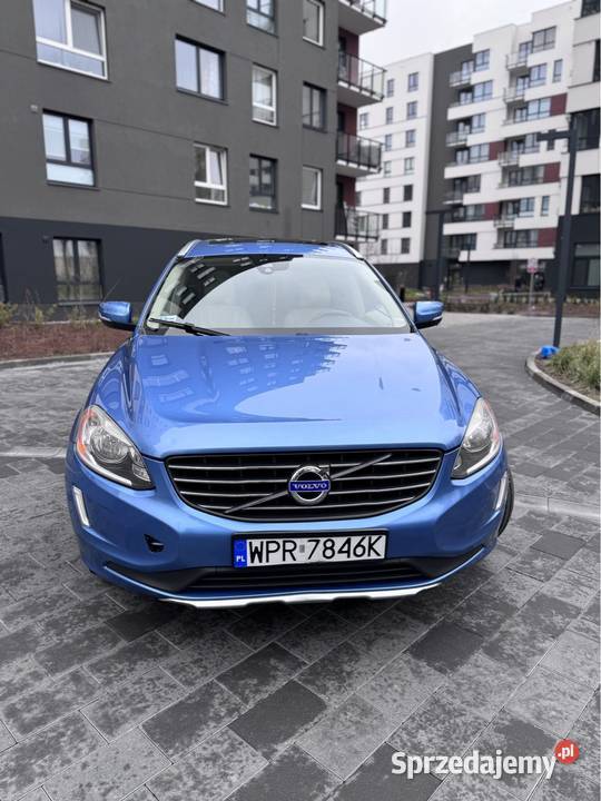 Volvo Xc60 20 306 niebieski 2015r jasne skóry szyberdach