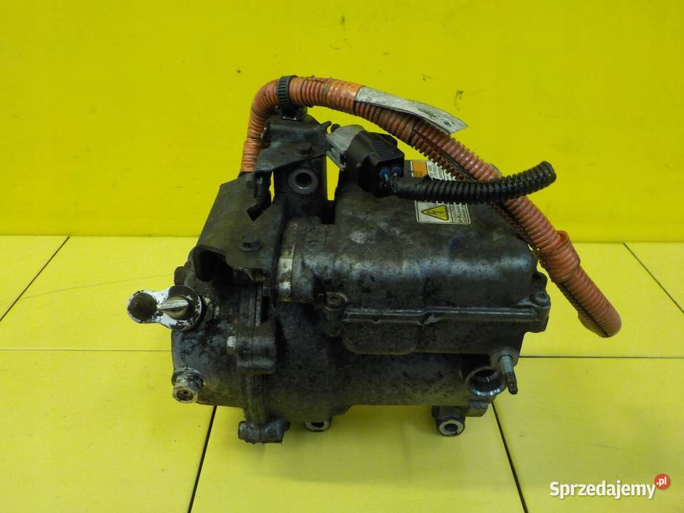 OUTLANDER III 20 PHEV HYBRID 16r 121 sprezarka sprzedam