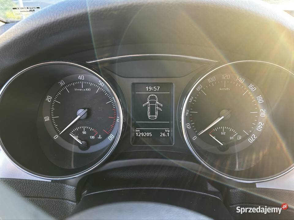 Skoda Superb Wygodna limuzyna czytaj opis Komorniki