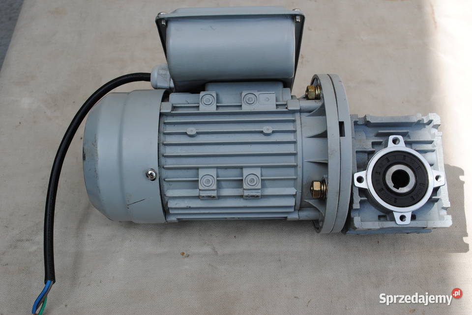 Motoreduktor przekładnia 018kw 100 obrotów 1 Błonie