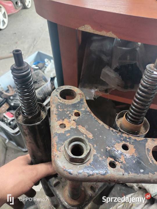 Przednie lagi WSK 125 175 Kobus gil garbuska