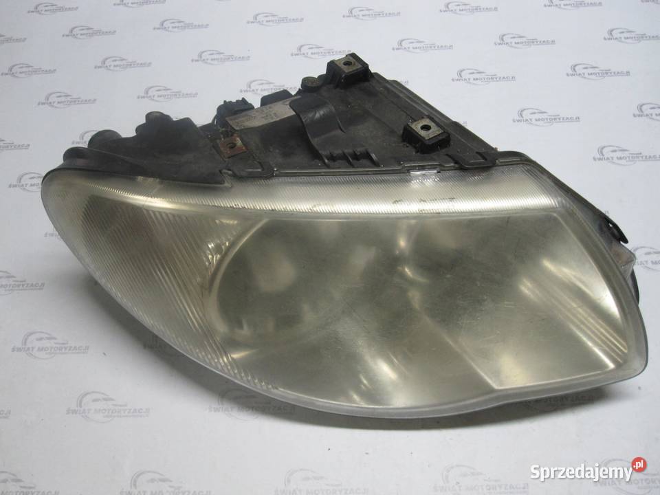 GRAND VOYAGER IV 06r lampa prawa przód świętokrzyskie