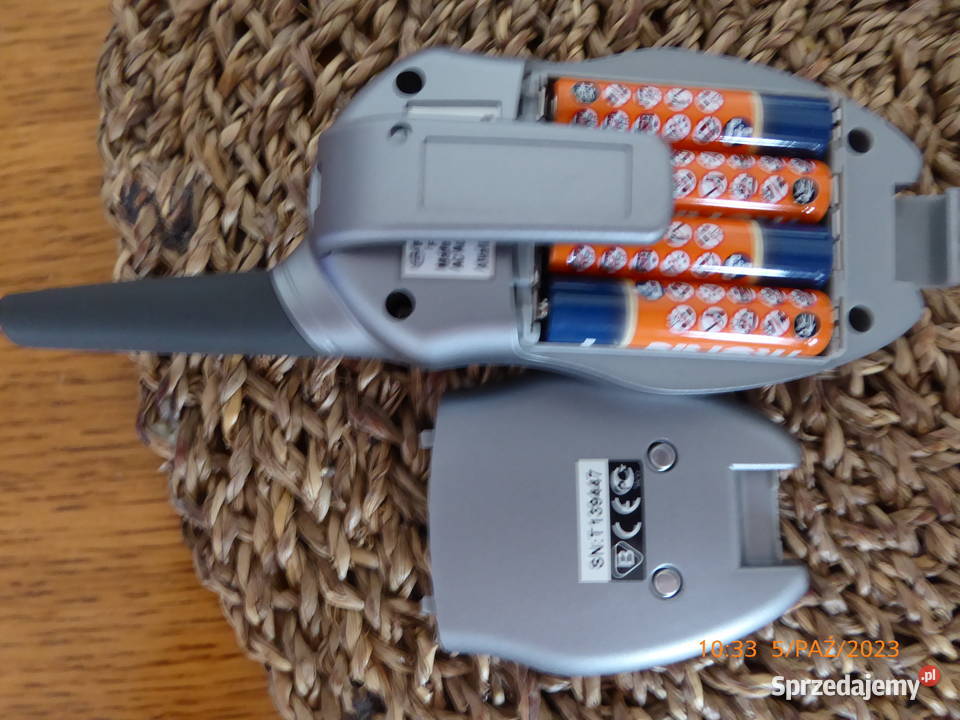 Nieużywane dwa radiotelefony z bazą FIRST o Elektronika sprzedam