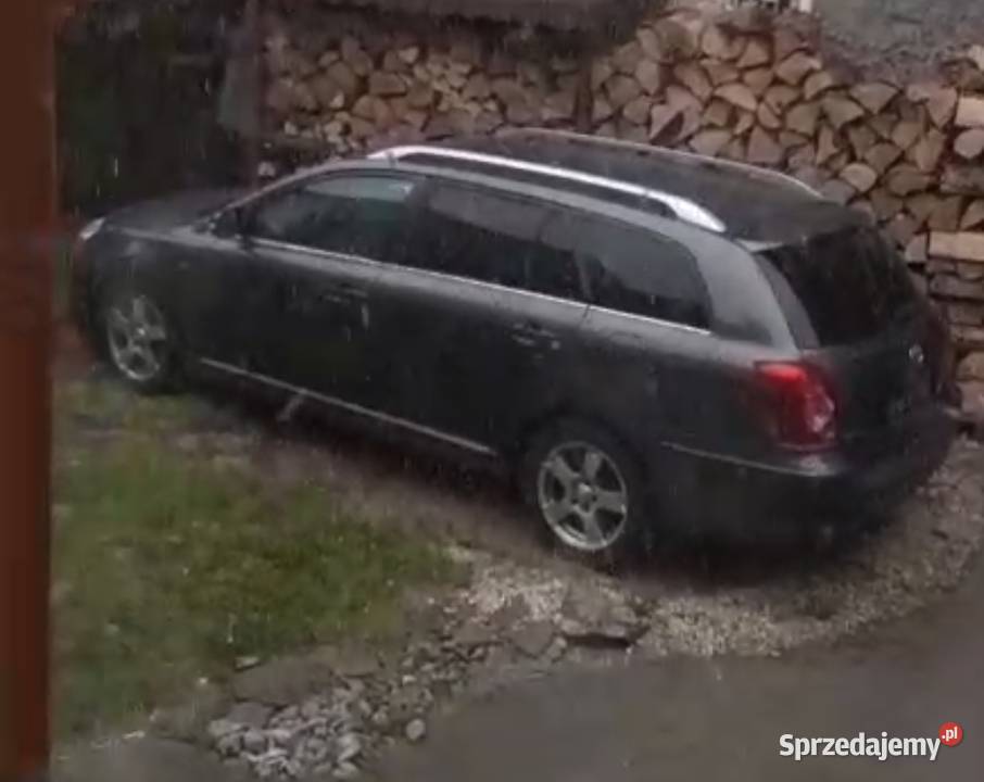 Toyota Avensis kombi diesel Węgrów