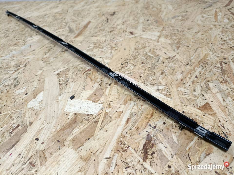 KIA CEED XCEED 3 III LISTWA SZYBY CZOŁOWEJ PRAWY Pleszew