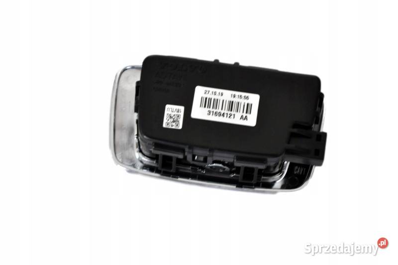 VOLVO XC40 XC60 II lewa lampka podsufitki OE Gadgety motoryzacyjne Motoryzacja
