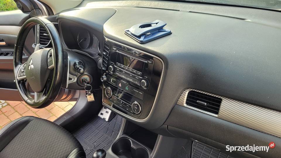 Mitsubishi Outlander 2015 Twardorzeczka