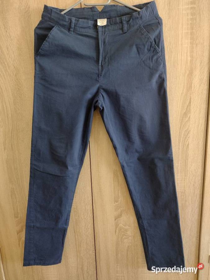 Wizytowe spodnie z koszulą 158 Dąbrowa Górnicza sprzedam