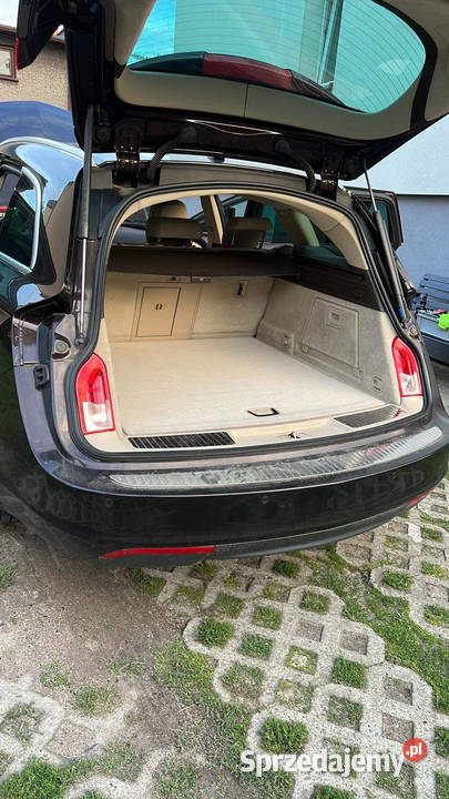 Opel Insignia 2011 Sport Tourer Zadbany Rok produkcji 2011 Insignia Bieruń