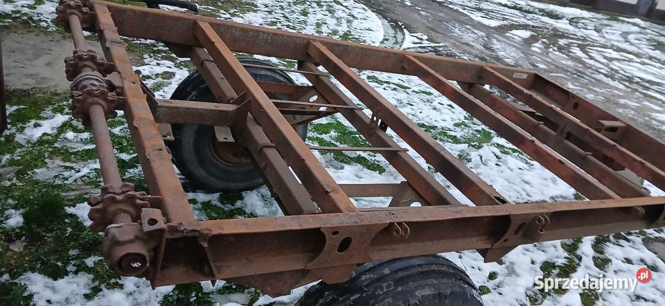 Rama rozrzutnika przyczepy platformy