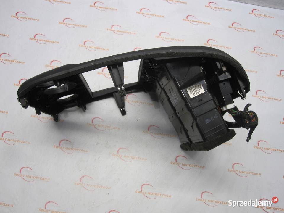 KIA SPORTAGE II LIFT 10r panel kratka nawiewu osobowe sprzedam