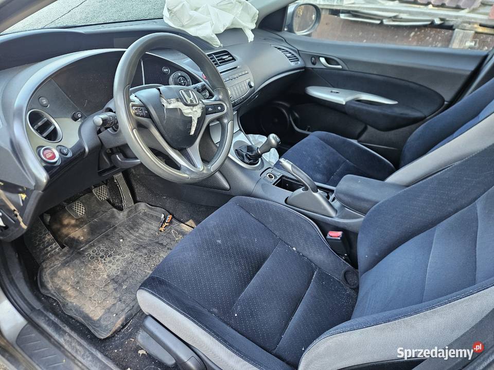 Honda Civic VIII Ufo 2005r 14 B skrzynia 6cio 183563km Sokołów Małopolski