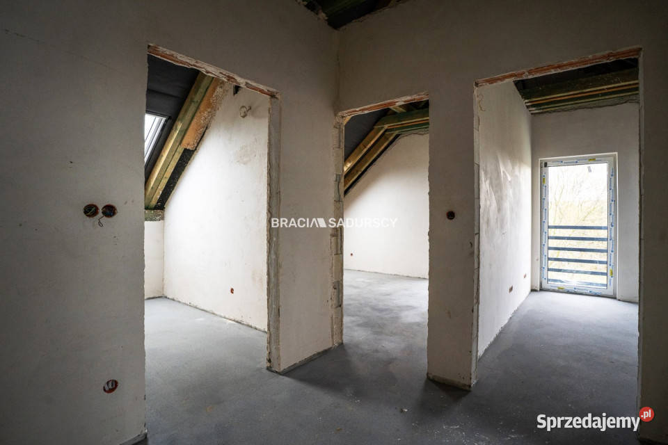 sprzedaży domu bliźniaka Koźmice Wielkie 160m