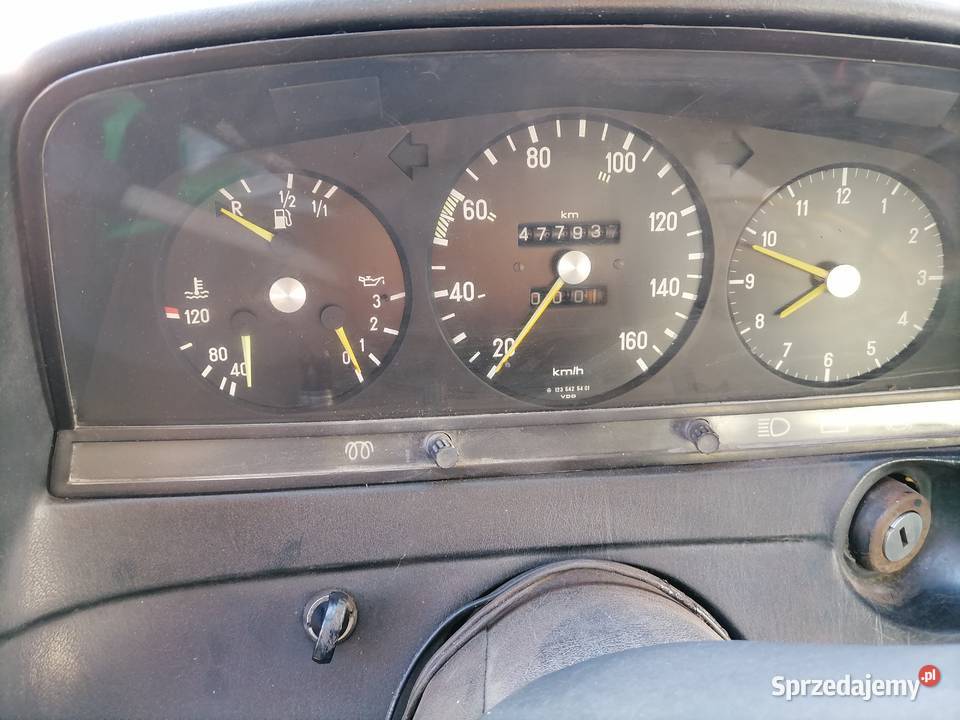 MercedesBenz W123 200D1982r Beczka Łochów
