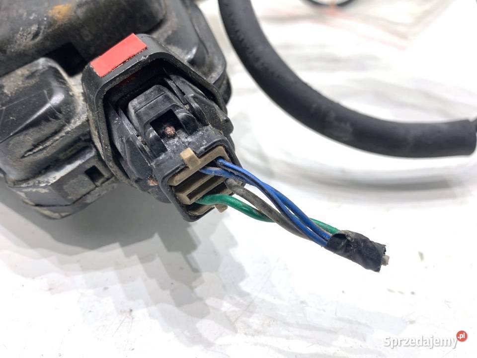 ZAMEK DRZWI PRAWY PRZÓD HYUNDAI SANTE FE I