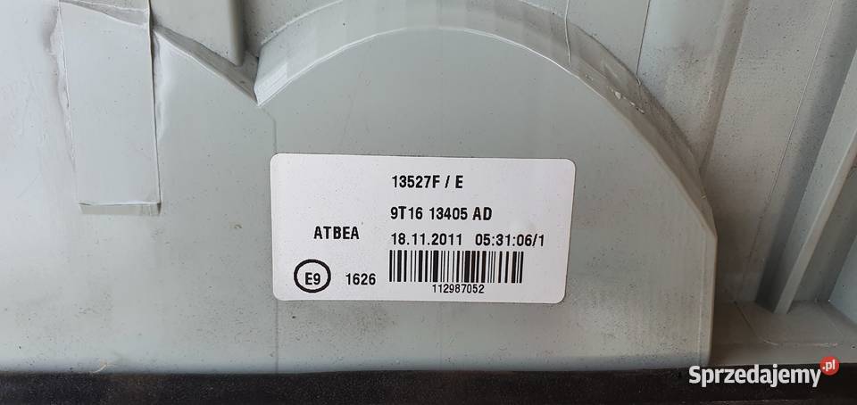 FORD TRANSIT CONNECT LAMPA TYŁ 9T1613405 Bieleń
