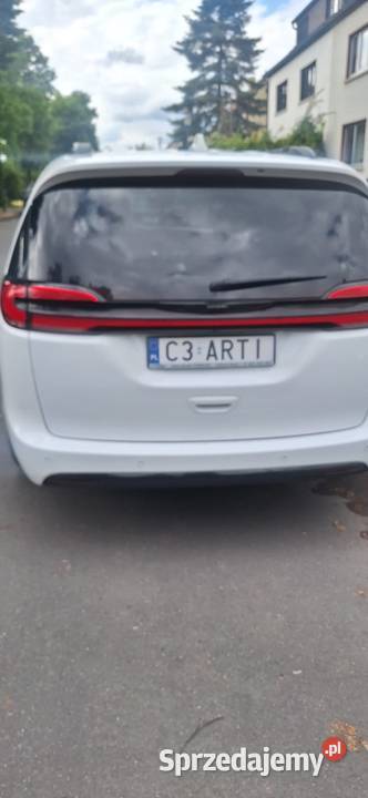 Chrysler Pacifica doinwestowana czujnik martwego pola Pacifica Toruń