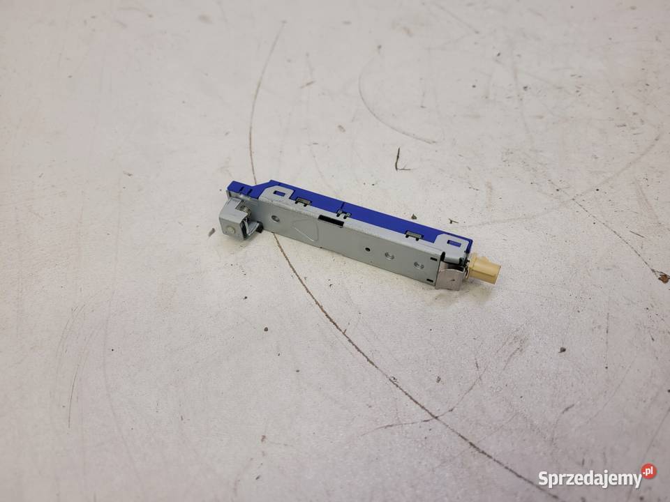 WZMACNIACZ ANTENOWY AUDI A4 B9 A5 F5 8W9035225B sprzedam