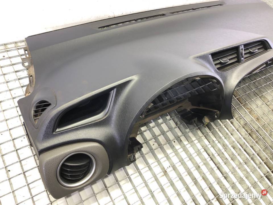 KOKPIT TOYOTA YARIS III Hatchback KONSOLA DESKA sprzedam