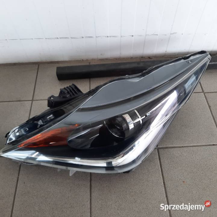 Lampy przód do Toyoty aygo 2014 uszkodzone Siedlce