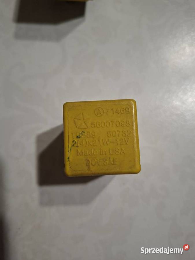 Przekaźnik jeep ZJ Kierunkowskazy 56007098
