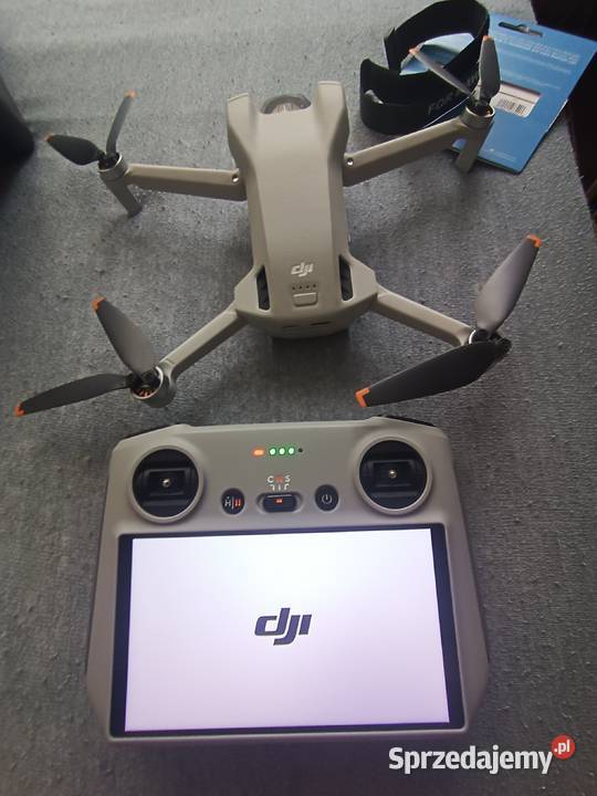 Dron DJI mini 3