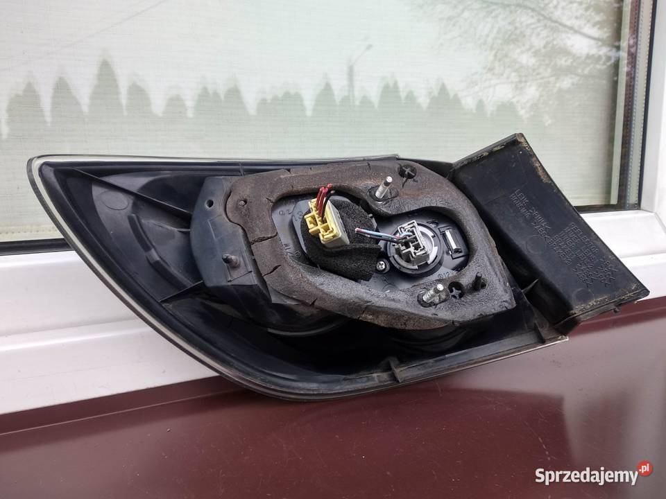 Mazda 3 BK LIFT FL lampa tył tylna prawa w Sieradz sprzedam