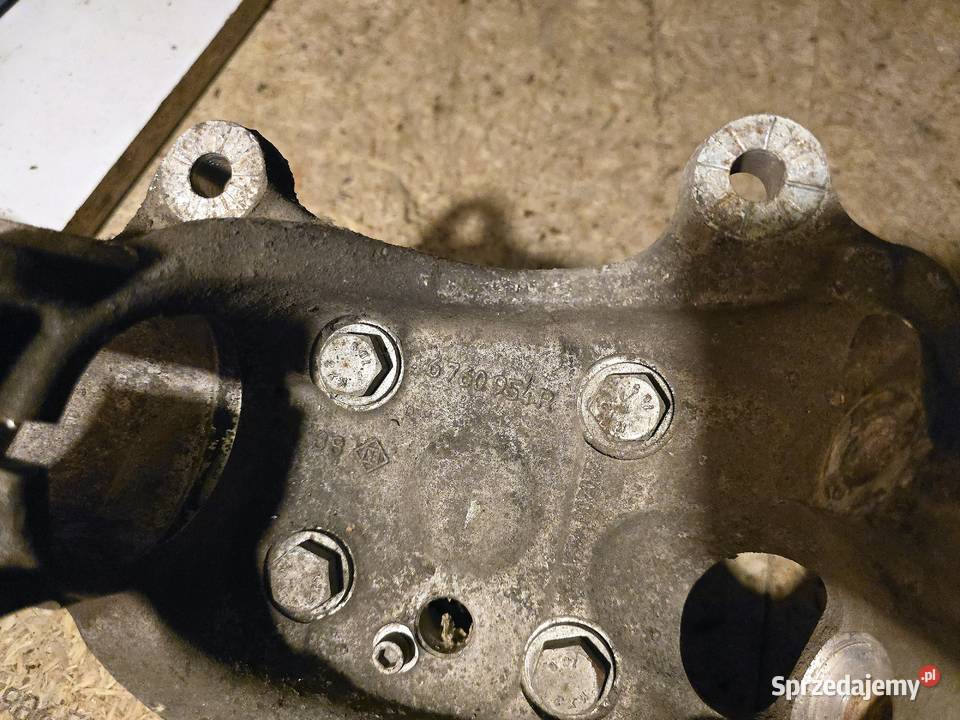 PIASTA ZWROTNICA LEWA PRAWA PRZÓD BMW E61 E60 Piasty i łożyska kół Knurów
