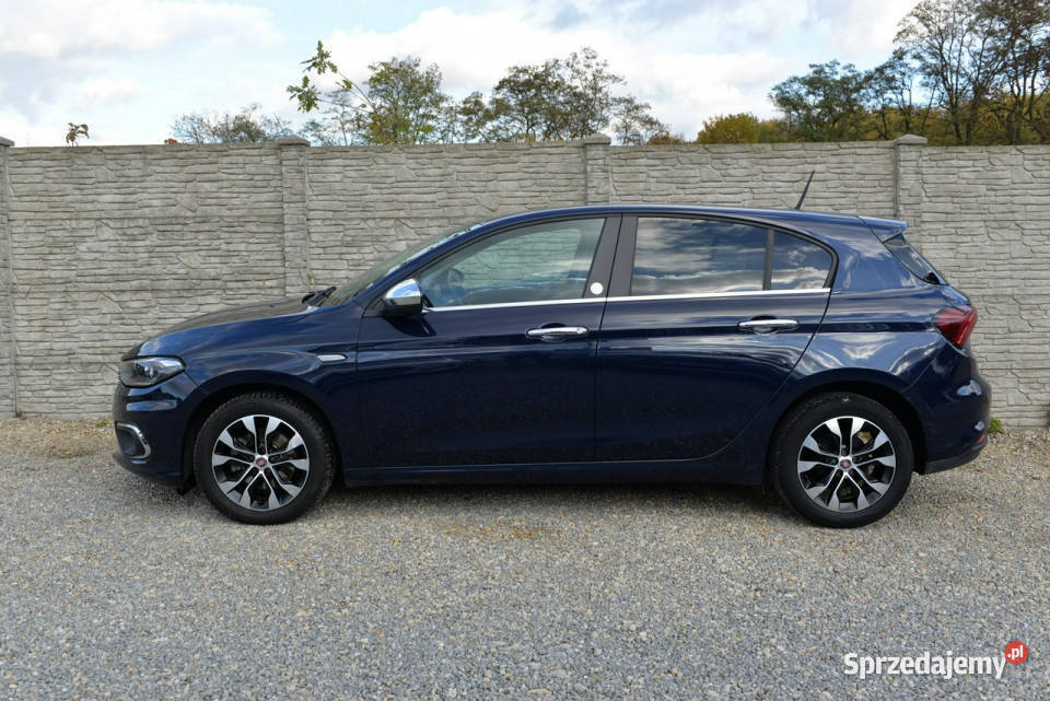 Fiat Tipo 14 95 hatchback LED Alufelgi Bluetooth Dąbrowa Górnicza sprzedam