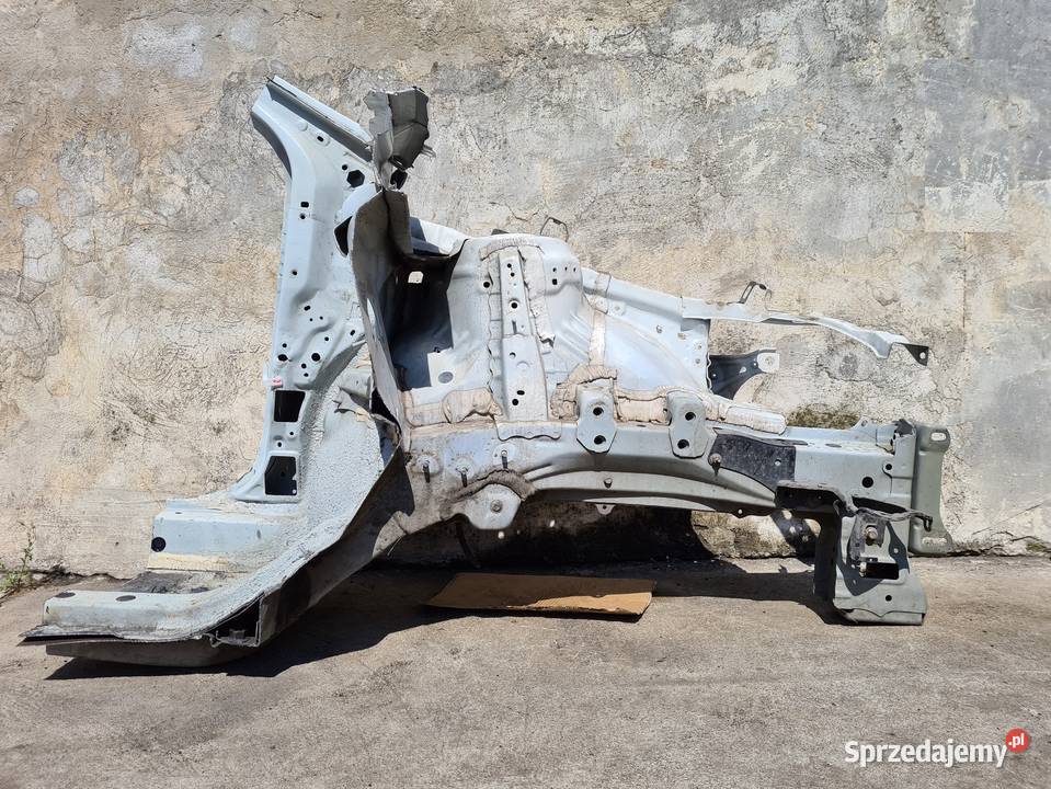 Toyota Auris II E18 ćwiartka podłużnica czołówka osobowe