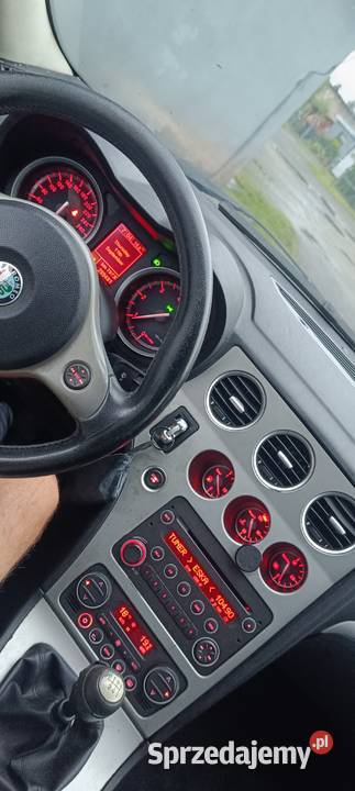 Zamienię Alfę 159 jtdm Wołczyn sprzedam