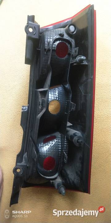 Dacia Dokker lampa tylnia lewa Europa Oryginał osobowe Łódź sprzedam