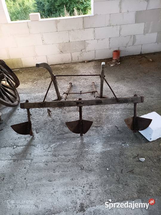 Stare koła narzędzia rolnicze Pozostałe Jędrzejów