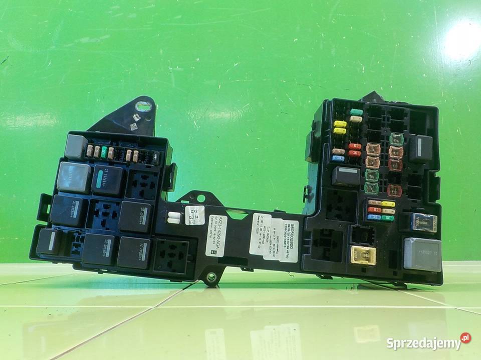 JAGUAR XF I 09r SEDAN 4D skrzynka bezpiecznikow Skrzynki bezpieczników