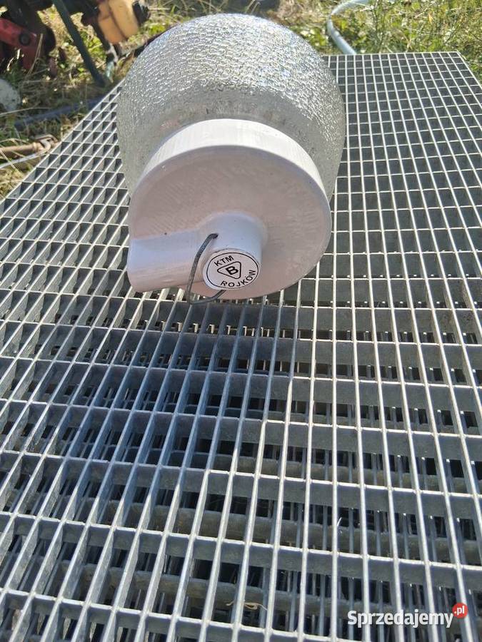 Lampa porcelanowa zewnętrzne z czasów prl Starogard Gdański